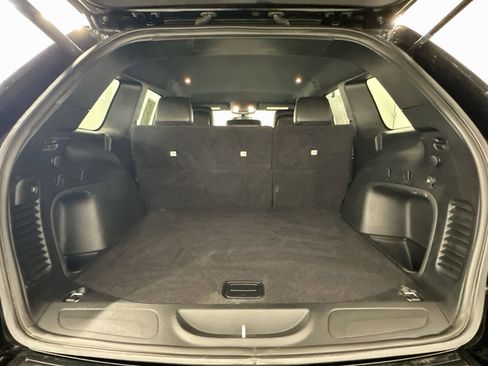 Used 2022 Jeep Grand Cherokee Laredo X AWD/4WD image 30