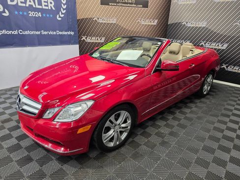 Used 2011 Mercedes-Benz E 350 Cabriolet image 2