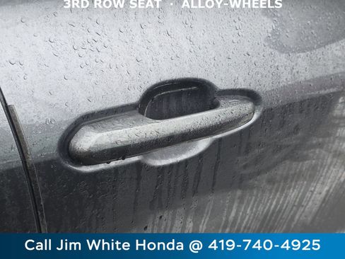 Used 2020 Toyota Highlander L image 16