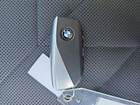 New 2026 BMW iX xDrive45 w/ Premium Package image 36