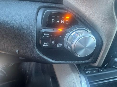 Used 2019 RAM 1500 Laramie image 13