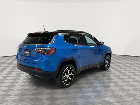 Used 2024 Jeep Compass Limited image 10