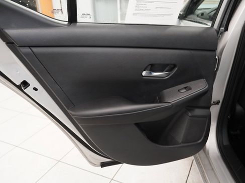 Used 2021 Nissan Sentra SV w/ Trunk Package image 23