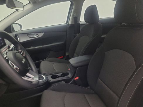 Used 2023 Kia Forte LXS FWD image 17