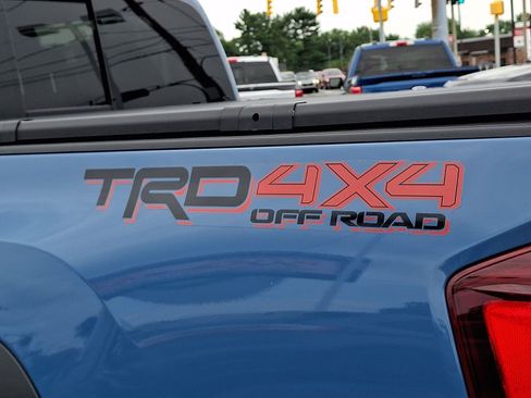 Used 2019 Toyota Tacoma TRD Off-Road AWD/4WD image 30