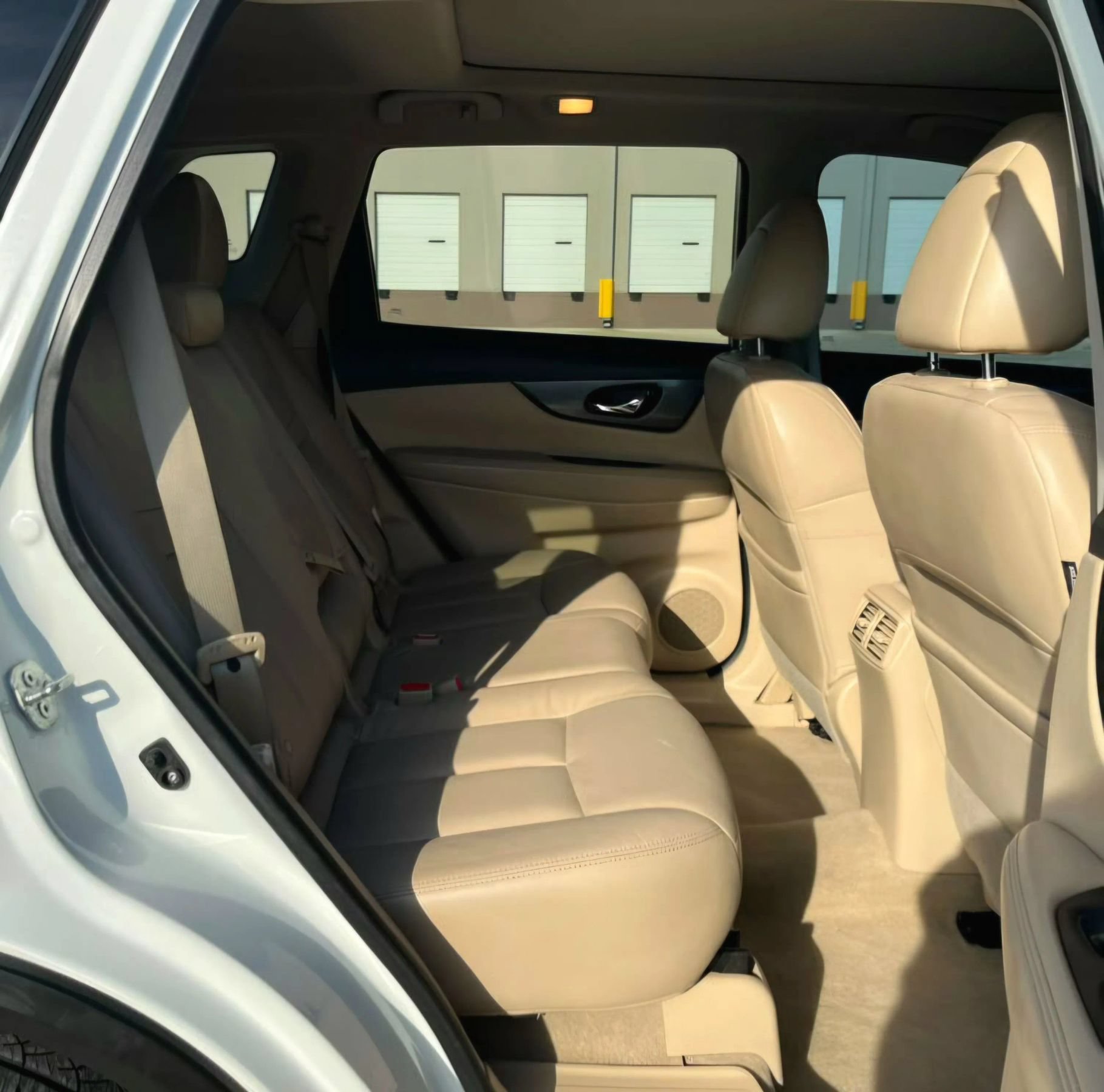 Used 2015 Nissan Rogue SL w/ SL Premium Package FWD image 43