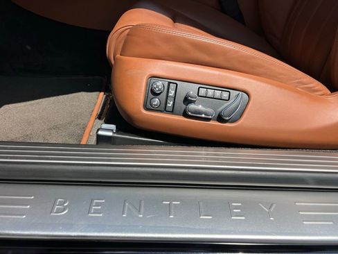 Used 2014 Bentley Continental GT image 36