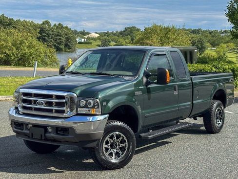 Used 2003 Ford F250 XLT AWD/4WD image 3