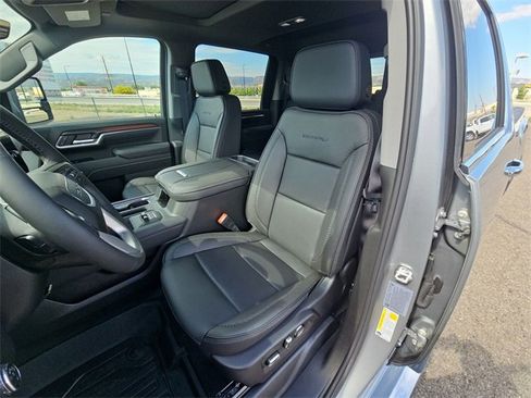 New 2025 GMC Sierra 2500 Denali w/ Technology Package image 16