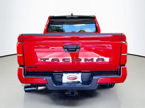 Used 2026 Toyota Tacoma SR5 AWD/4WD image 6