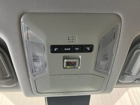 Used 2024 Toyota RAV4 XLE FWD image 18