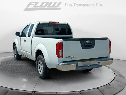 Used 2013 Nissan Frontier S image 6