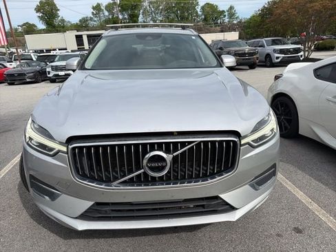 Used 2021 Volvo XC60 T5 Inscription w/ Protection Package Premier image 2