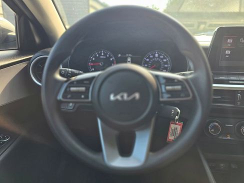 Used 2023 Kia Forte LXS FWD image 12