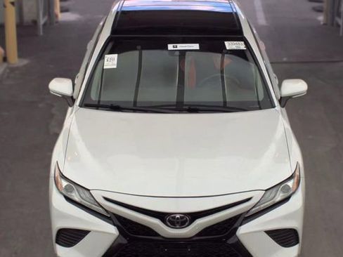Used 2019 Toyota Camry XSE FWD image 2