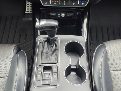 Used 2017 Kia Sorento SX image 15