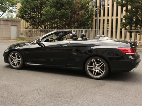 Used 2016 Mercedes-Benz E 400 Cabriolet image 10