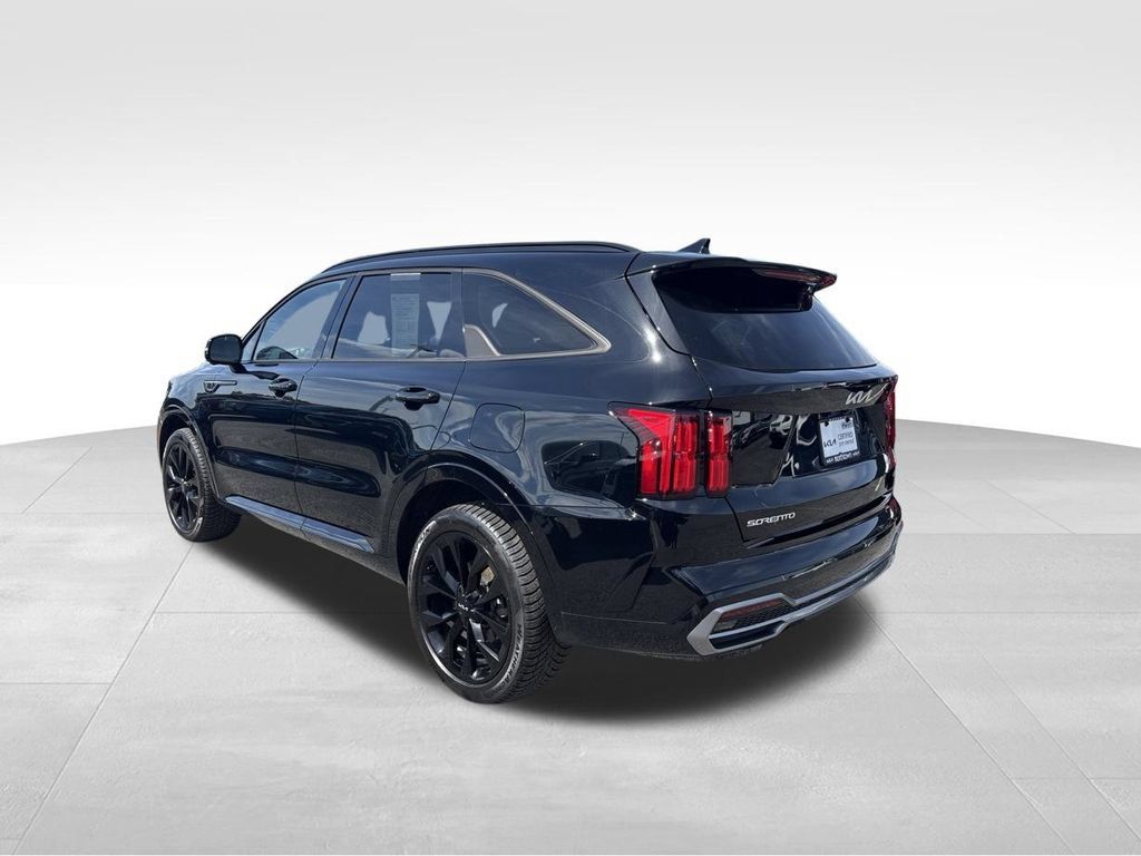 Certified 2023 Kia Sorento SX AWD/4WD image 9