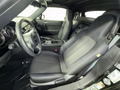Used 2007 MAZDA MX-5 Miata Sport w/ Convenience Pkg image 13