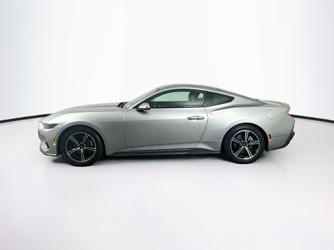 Used 2025 Ford Mustang Premium RWD image 4