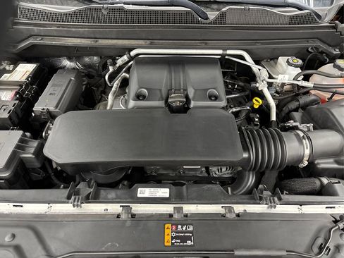 Used 2024 GMC Canyon Elevation w/ Elevation Premium Package image 12