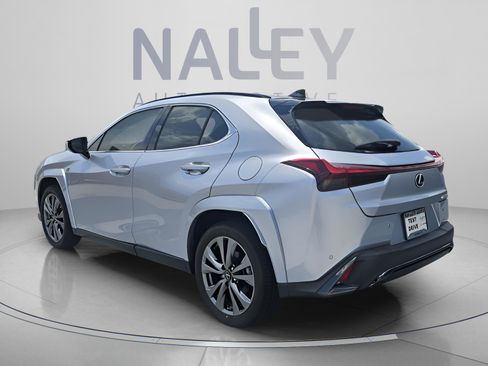 Used 2024 Lexus UX 250h F Sport FWD image 3