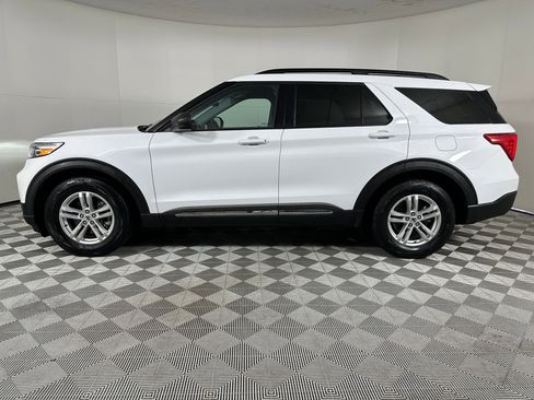 Certified 2024 Ford Explorer XLT w/ Equipment Group 202A image 2