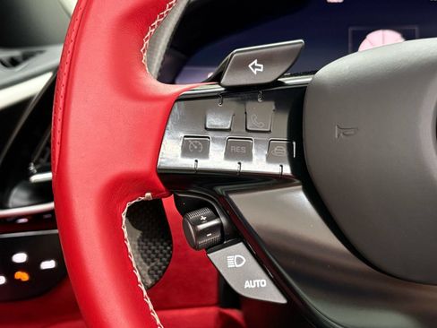 Used 2025 Ferrari Roma Spider RWD image 22