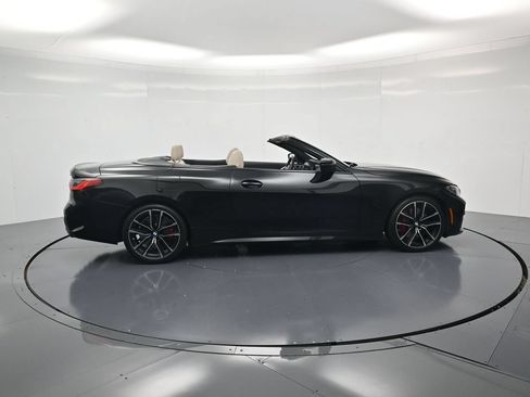 Used 2024 BMW M440i Convertible RWD image 41