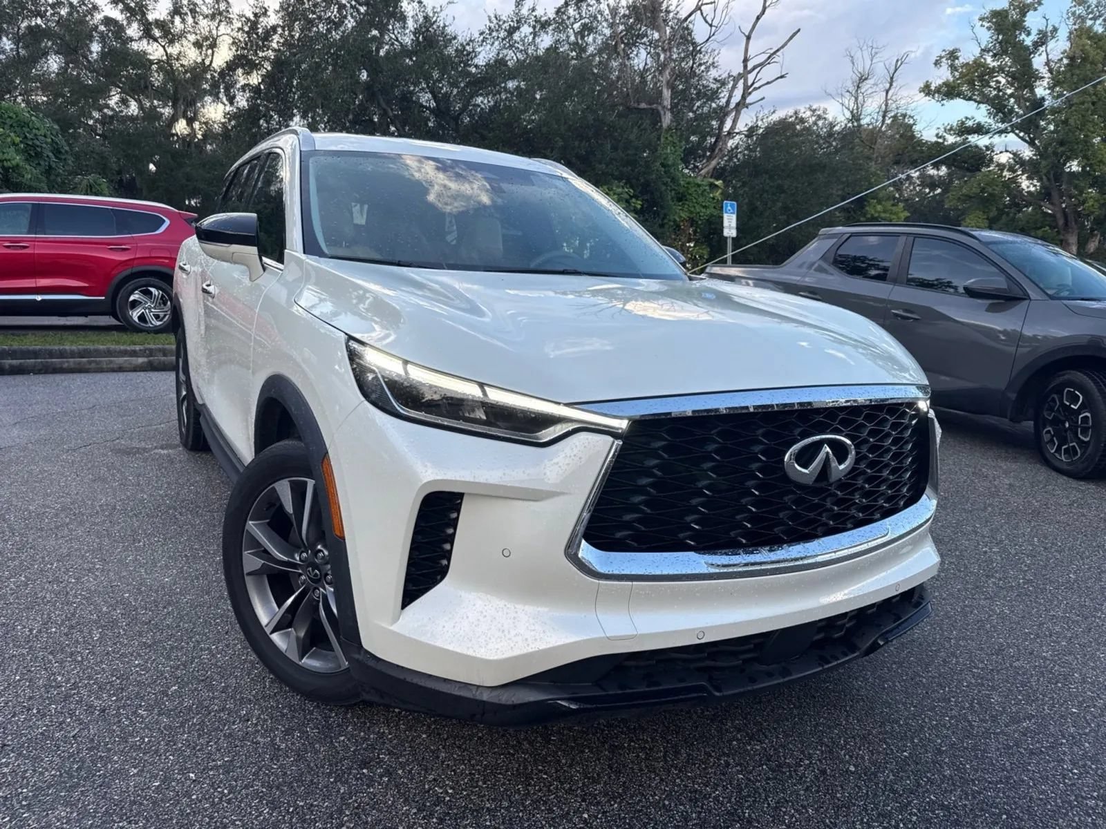 Used 2023 INFINITI QX60 Luxe w/ Cargo Package AWD/4WD image 5