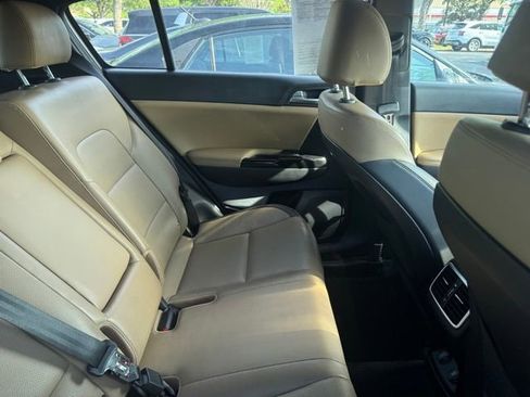 Used 2020 Kia Sportage SX image 7