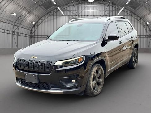 Used 2020 Jeep Cherokee Limited image 3