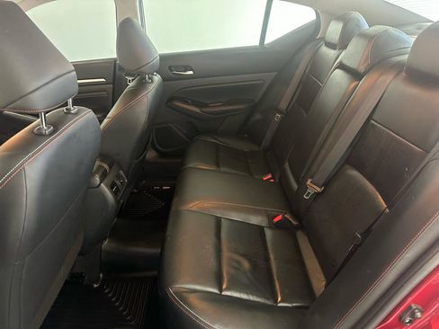 Used 2023 Nissan Altima 2.0 SR image 11