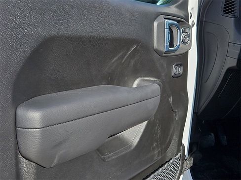 New 2026 Jeep Wrangler Unlimited Rubicon image 20