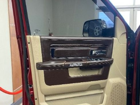 Used 2014 RAM 2500 Longhorn w/ Convenience Group AWD/4WD image 14