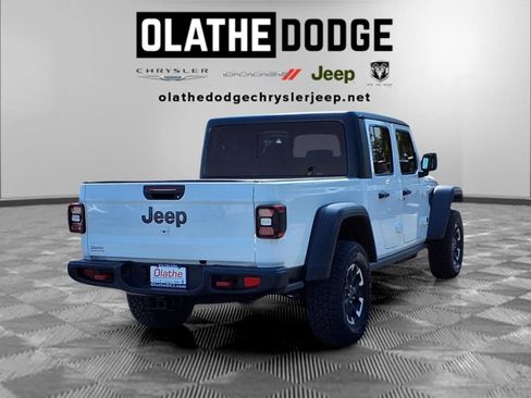 Used 2026 Jeep Gladiator Rubicon w/ Steel Power Dome Hood Package AWD/4WD image 27