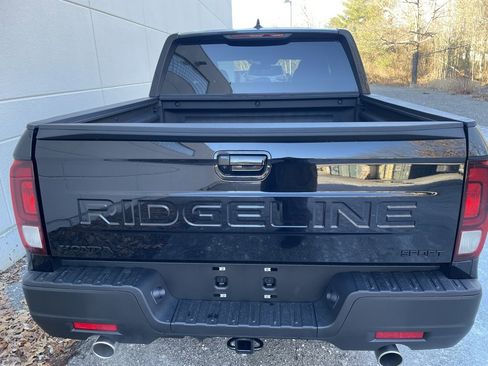 New 2026 Honda Ridgeline Sport image 8
