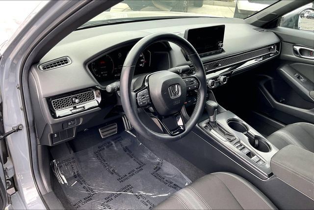 Used 2025 Honda Civic Sport image 14