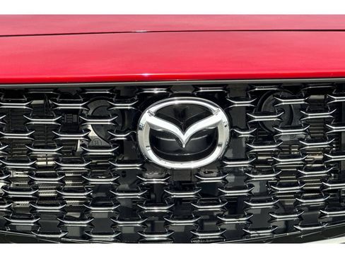 Used 2025 MAZDA CX-50 AWD 2.5 Hybrid w/ Premium Pkg image 11
