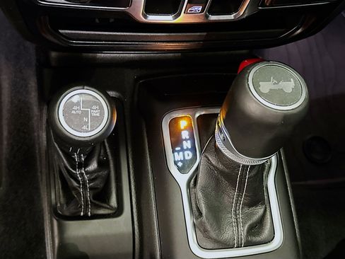 Used 2022 Jeep Wrangler Sahara w/ Cold Weather Group image 25