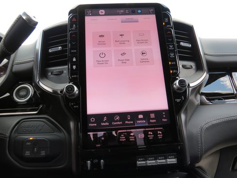 New 2025 RAM 3500 Limited image 29