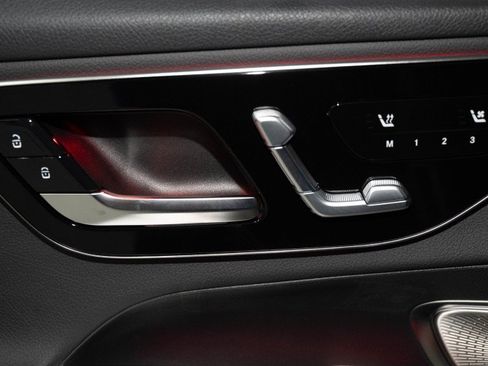 New 2026 Mercedes-Benz GLC 300 image 18