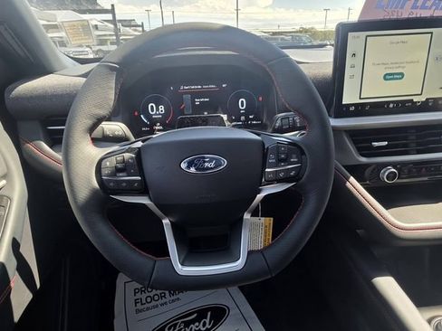 New 2026 Ford Explorer ST-Line w/ ST-Line Street Pack AWD/4WD image 17