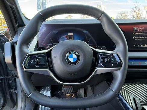 Used 2025 BMW X3 xDrive30i w/ Premium Package image 25