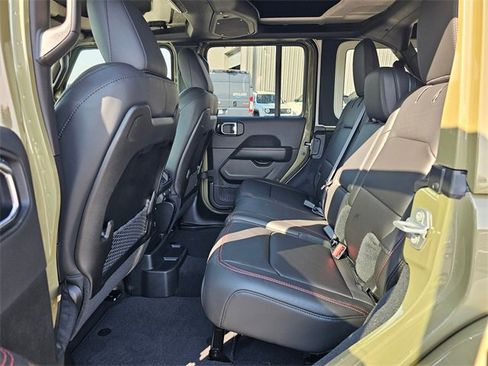 New 2025 Jeep Wrangler Unlimited Rubicon image 13