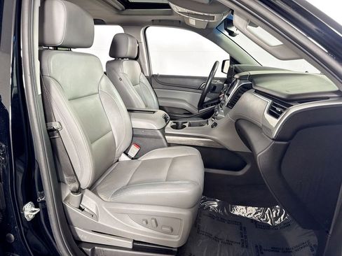 Used 2020 Chevrolet Tahoe LT w/ RST Edition RWD image 35