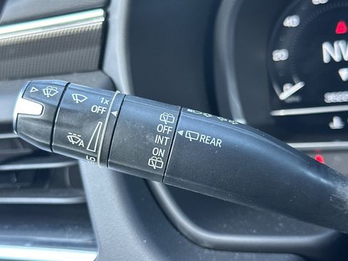 Used 2023 GMC Yukon AT4 image 37