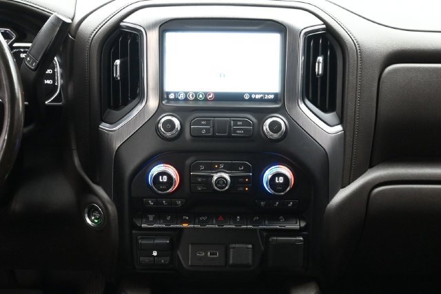 Used 2020 GMC Sierra 2500 Denali w/ Denali Ultimate Package AWD/4WD image 22