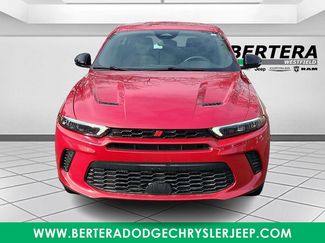 Used 2024 Dodge Hornet R/T w/ R/T Blacktop Package video 2