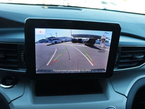 Used 2024 Ford Explorer XLT w/ Equipment Group 202A image 23